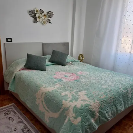 Apartment Aurora's *