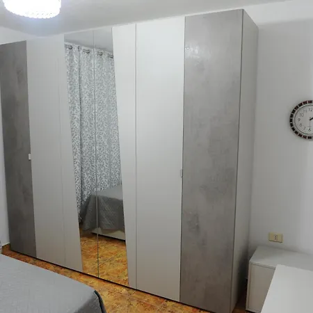 Apartment Aurora's *